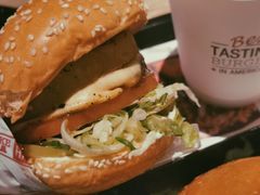 -The Habit Burger Grill 哈比特汉堡(复兴soho店)