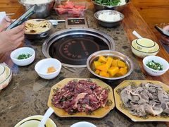 -黄利砖万峰林布依特色酸笋牛肉馆