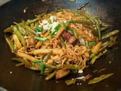 酸菜五花肉焖面-金豆角砂锅焖面(安贞店)