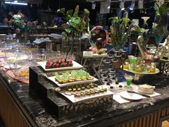 -安徽饭店·白鹭阁自助餐厅(梅山路店)