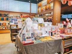 -百新书局(尚悦湾店)