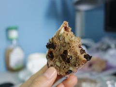 黑麦南瓜子提子欧包-PAPER STONE BAKERY(天环店)