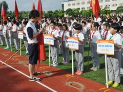-上海市民办金苹果学校