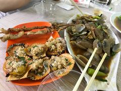 -覃记海鲜美食餐厅