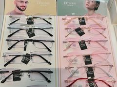 -J-Optical佳视明眼镜·蔡司视觉(青岛金茂览秀城店)