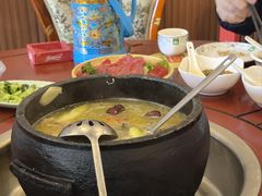 -鲁朗纳麦石锅鸡庄园