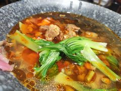 -八月美食小馆(银泰城总店)