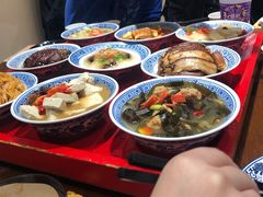 -蓝田九大碗民俗食府(蓝田店)