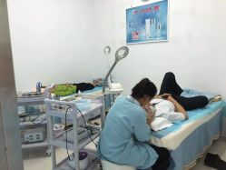 -苗方清颜专业祛痘