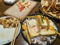 -梧桐树下(云锦世家店)