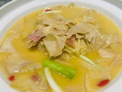 -披云云小馆·味道江湖(姚家园万象汇店)