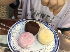 -广信牛奶甜品世家(台东店)
