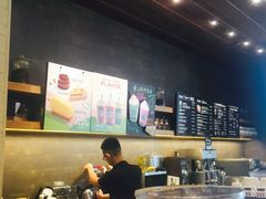 -星巴克(泰安万达店)
