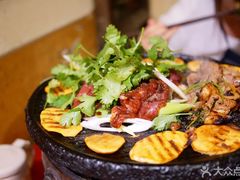 -义聚成老北京炙子烤肉(门框店)
