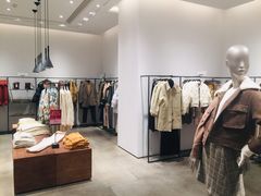 -URBAN REVIVO(西安Momopark店)