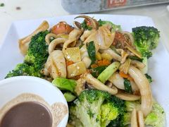 鱿鱼炒西蓝花-凤城康记饭店