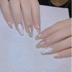 -悦指间美甲美睫