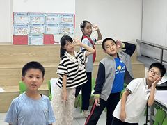 -蓝话筒·少儿成人演讲口才·主持朗诵·戏剧表演(大华第一坊店)