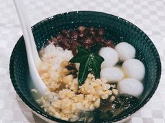 爆款焦糖冰粉-望乡楼上海菜(日月光店)