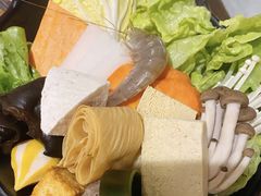 -呷哺呷哺(延安西路店)