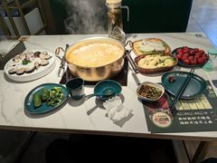 -椰子湾·海南火锅·糟粕醋·椰子鸡(正大广场店)