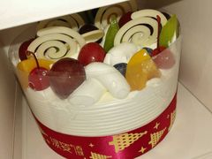 -绿姿鲜奶烘焙(世南西路店)