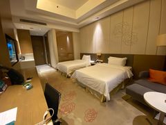 -南阳建业森林半岛假日酒店