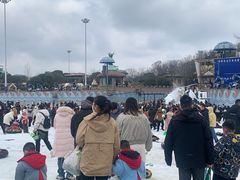 -汤山欢乐雪世界