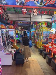 -探奇乐园蹦床公园(日月广场店)