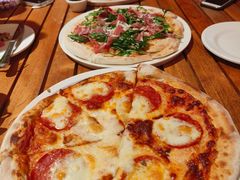 -城市大道红炉披萨烘焙坊