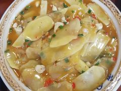 -黄桷树曹家私房菜(江与城店)