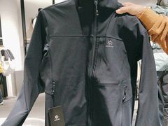 -凯乐石KAILAS(万国奥特莱斯店)