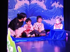 -猴有戏教育戏剧·音乐剧·主持口才·演讲朗诵辩论(环球港华师大校区)
