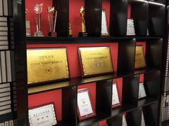 -闫府私房菜·百年鲁菜(恒隆店)
