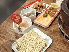-阿润打边炉·鲜切鸡煲(华漕店)