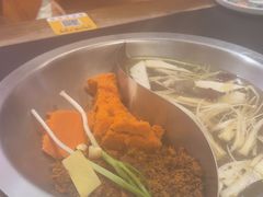 -沸炉重庆老火锅(军事博物馆店)