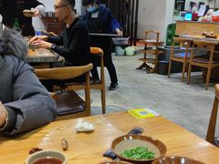 大堂-仁虎老火锅(黄泥磅店)