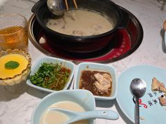 -捞神煲汤火锅(湖滨商业街店)