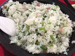 -侬佳蒸菜馆(听潮店)