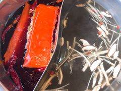 -憨铁匠老火锅(龙岗万科里店)