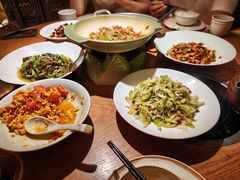 -吃饭皇帝大土家民族菜(荟聚店)