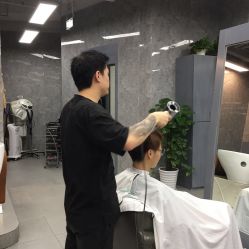 -INS羽毛接发·巴黎画染