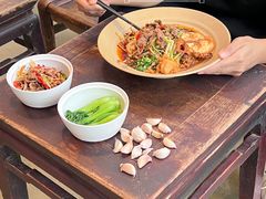 -方铲铲·成都板凳面(滨江银泰店)