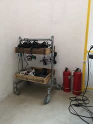 -Hair Co.一间沙龙