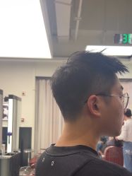 -侨治发型