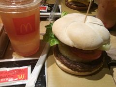 -麦当劳(新王府井店)
