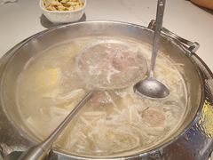 -浪里寻·臻牛养生牛肉火锅(方圆荟店)