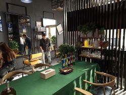 -MOVAN  HAIR莫凡匠人发型屋