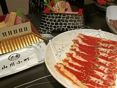 -山川小町·极番烧肉(新地假日广场店)