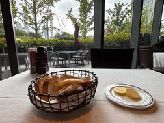 -Wolfgang’s Steakhouse 沃夫冈牛排馆(上海白玉兰广场店)